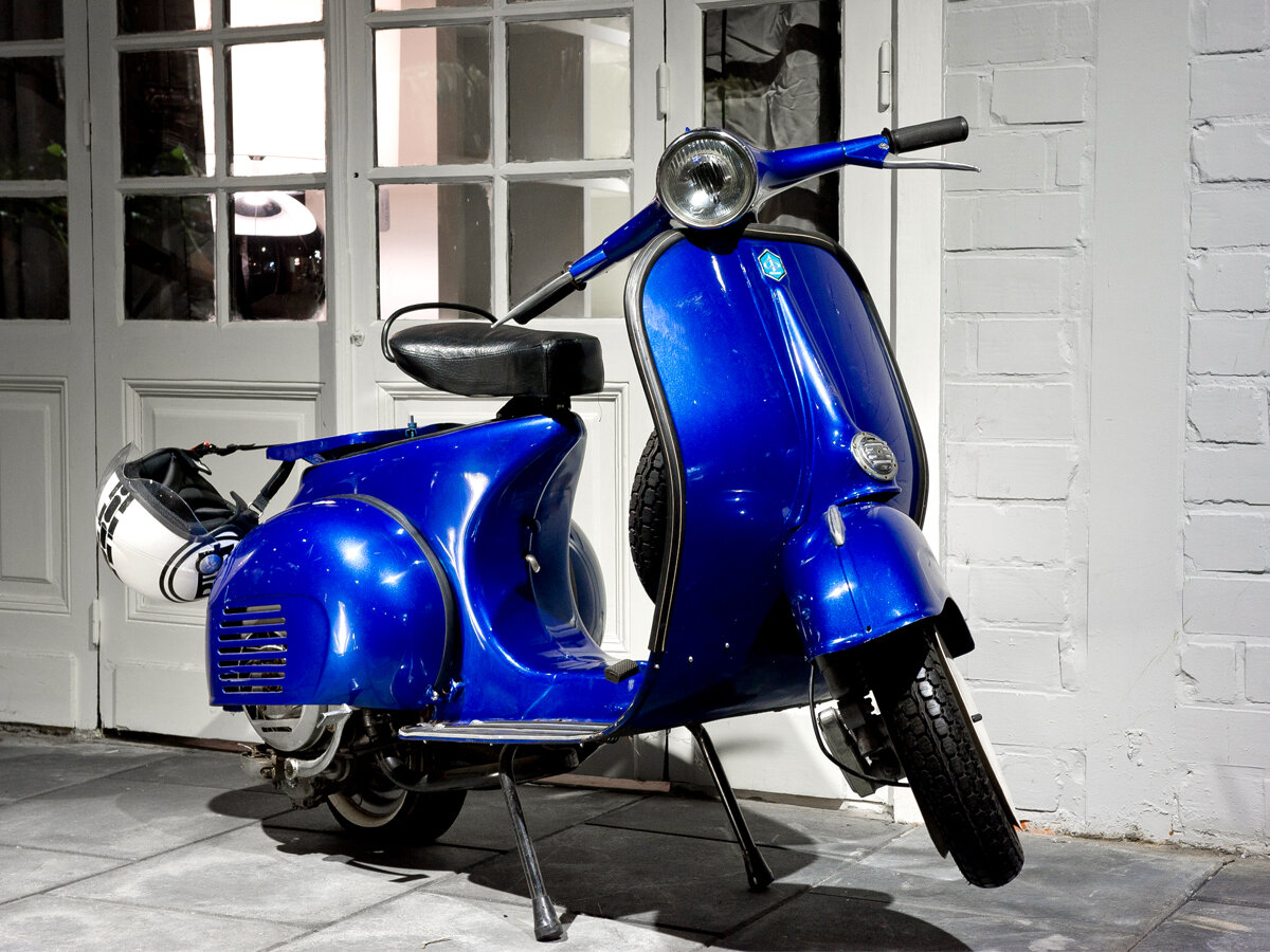 Vespa oldtimer - U031119