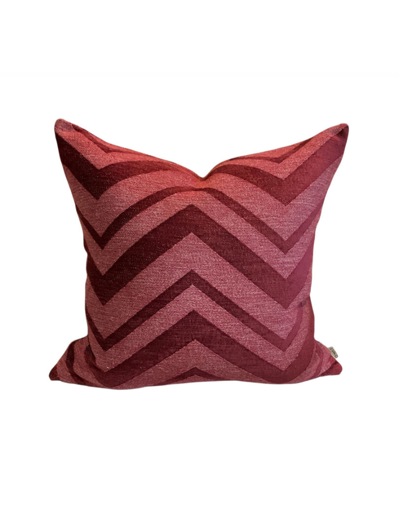 Omar Antwerp - sierkussen Agnes burgundy